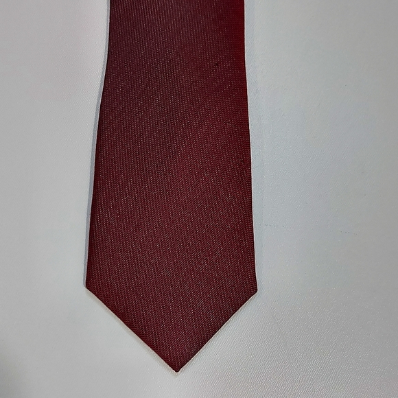 Tommy Hilfiger Burgundy Signature Stripe Neck Tie - Picture 5 of 10